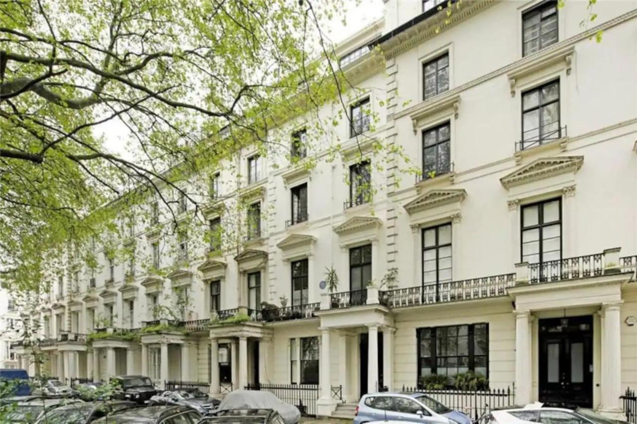Appartamento Modern Flat In The Heart Of West Londra Esterno foto